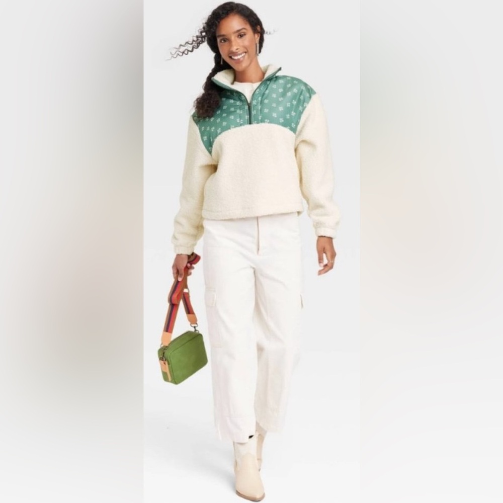Universal Thread Colorblock Quarter Zip Floral Sherpa - Picture 3 of 9